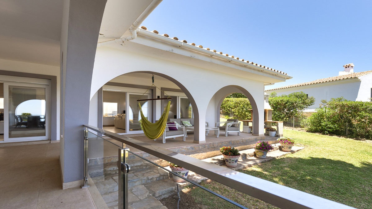4 Bed Townhouse for sale in Manilva Costa Del Sol, Málaga, Spain