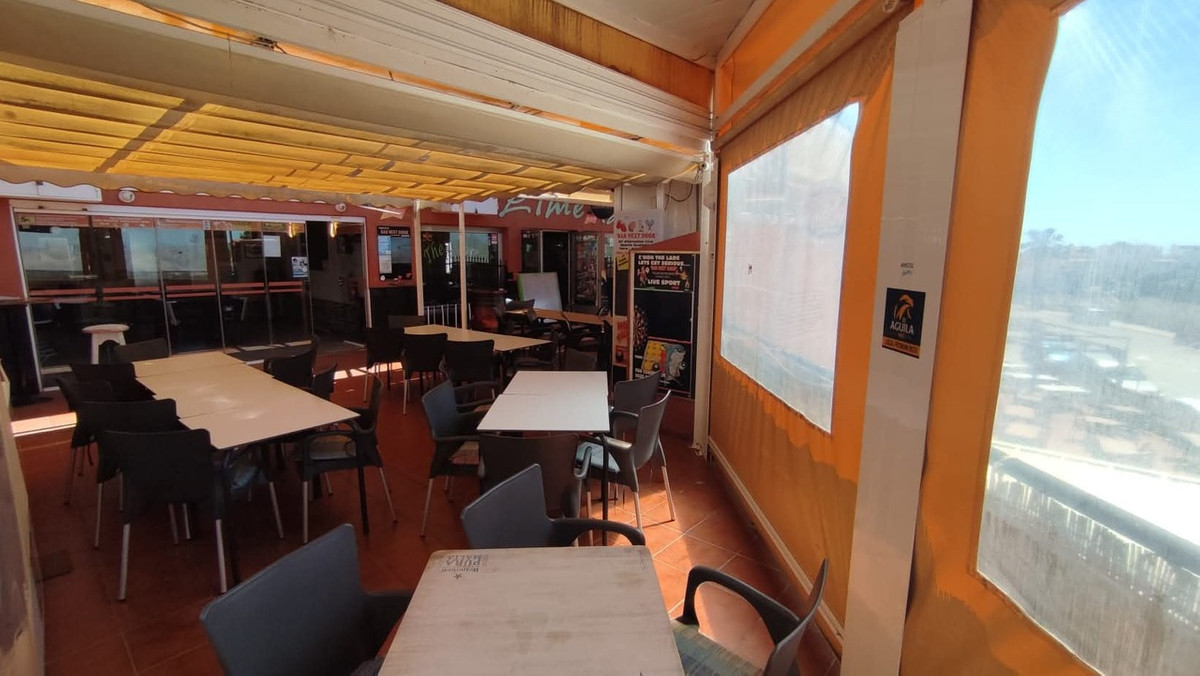 Commercial unit for sale in Los Altos Costa Blanca, Alicante, Spain