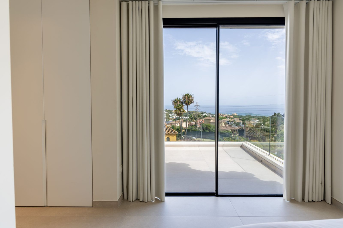 Se vende Villa - Chalet de 6 dormitorios en Costa Del Sol, Málaga, España