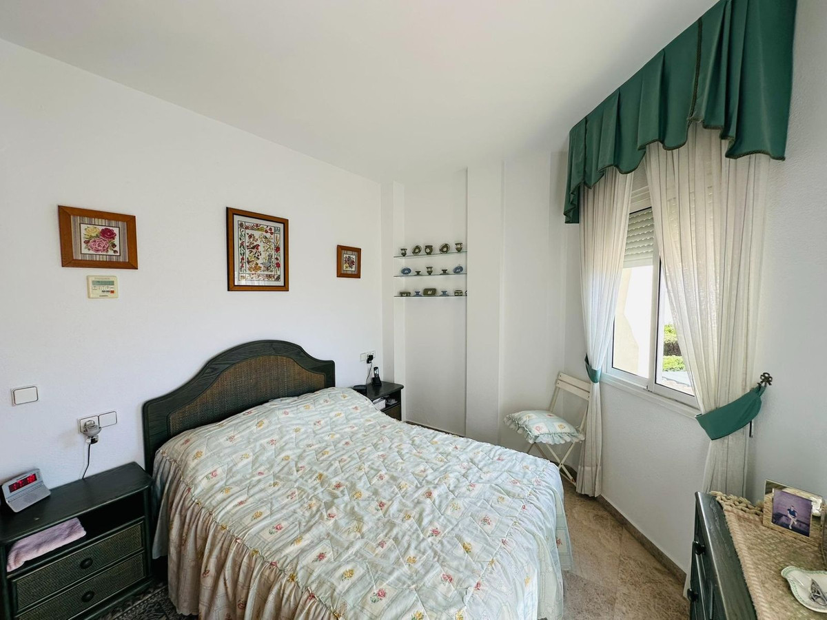 2 Bed Townhouse for sale in Sierrezuela Costa Del Sol, Málaga, Spain