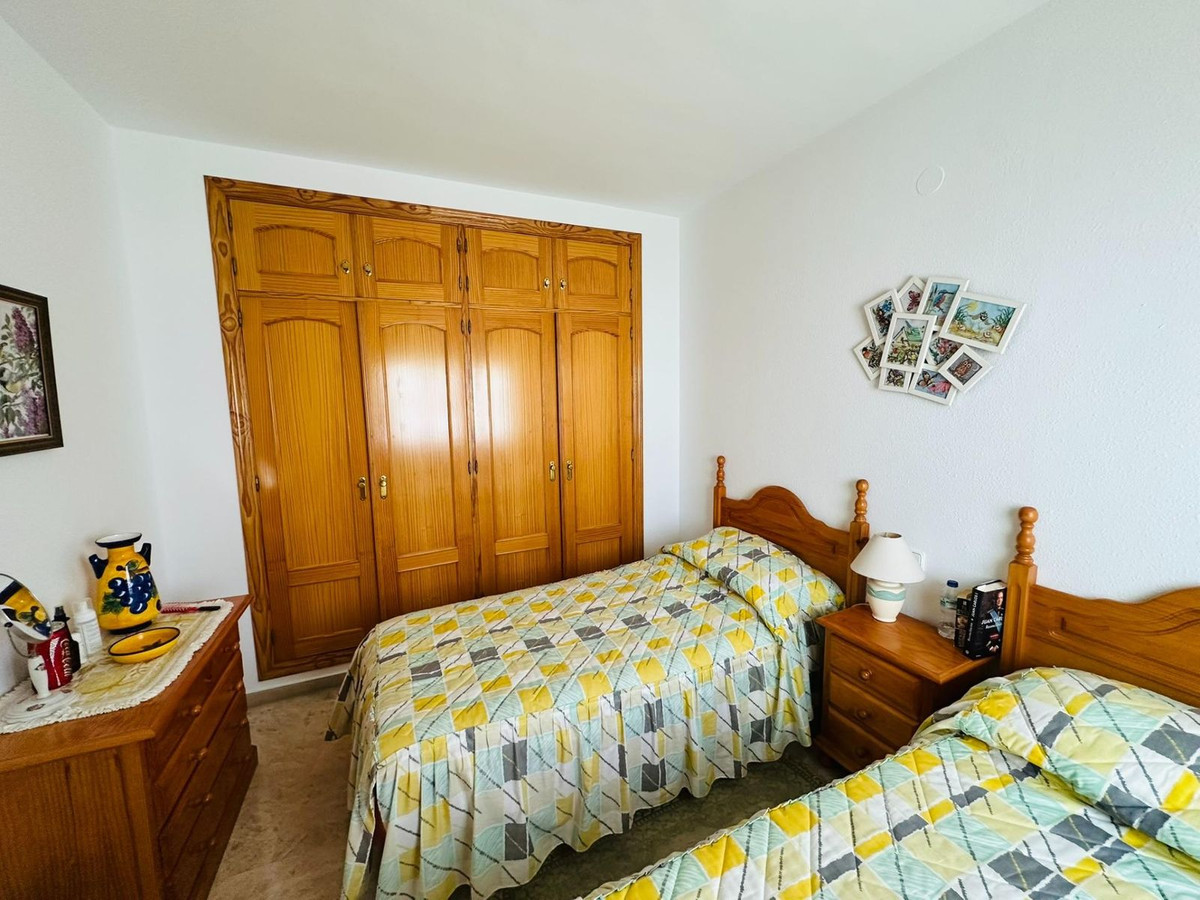 2 Bed Townhouse for sale in Sierrezuela Costa Del Sol, Málaga, Spain