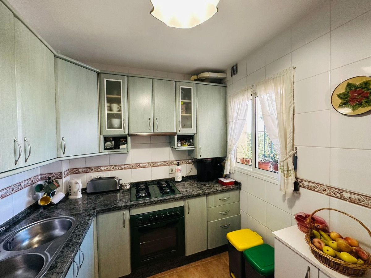 2 Bed Townhouse for sale in Sierrezuela Costa Del Sol, Málaga, Spain