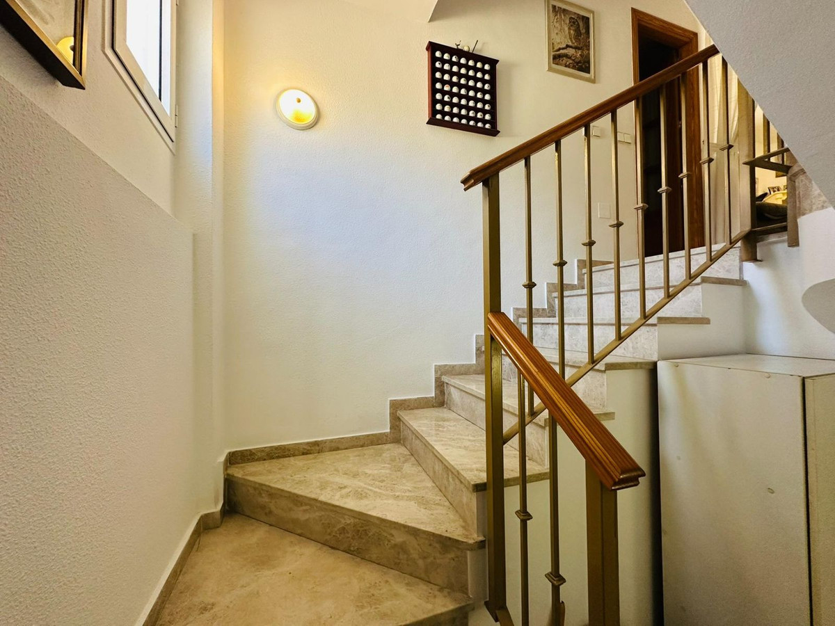 2 Bed Townhouse for sale in Sierrezuela Costa Del Sol, Málaga, Spain
