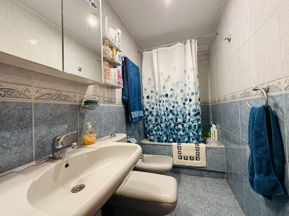 2 Bed Townhouse for sale in Sierrezuela Costa Del Sol, Málaga, Spain