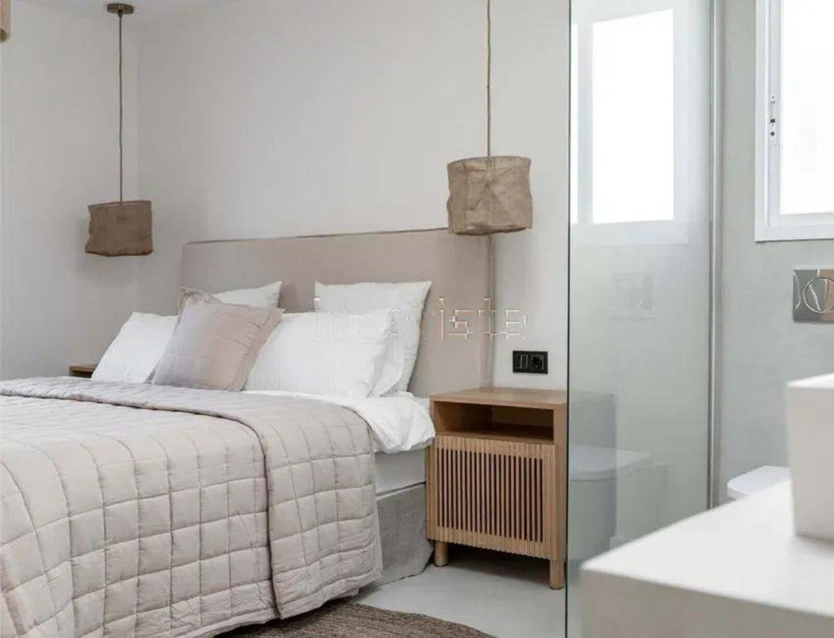 2 Bed Apartment for sale in La Quinta Costa Del Sol, Málaga, Spain
