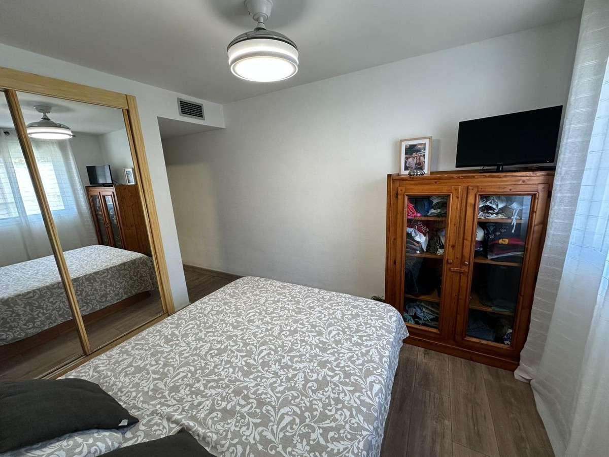 3 Bed Apartment for sale in Las Lagunas Costa Del Sol, Málaga, Spain