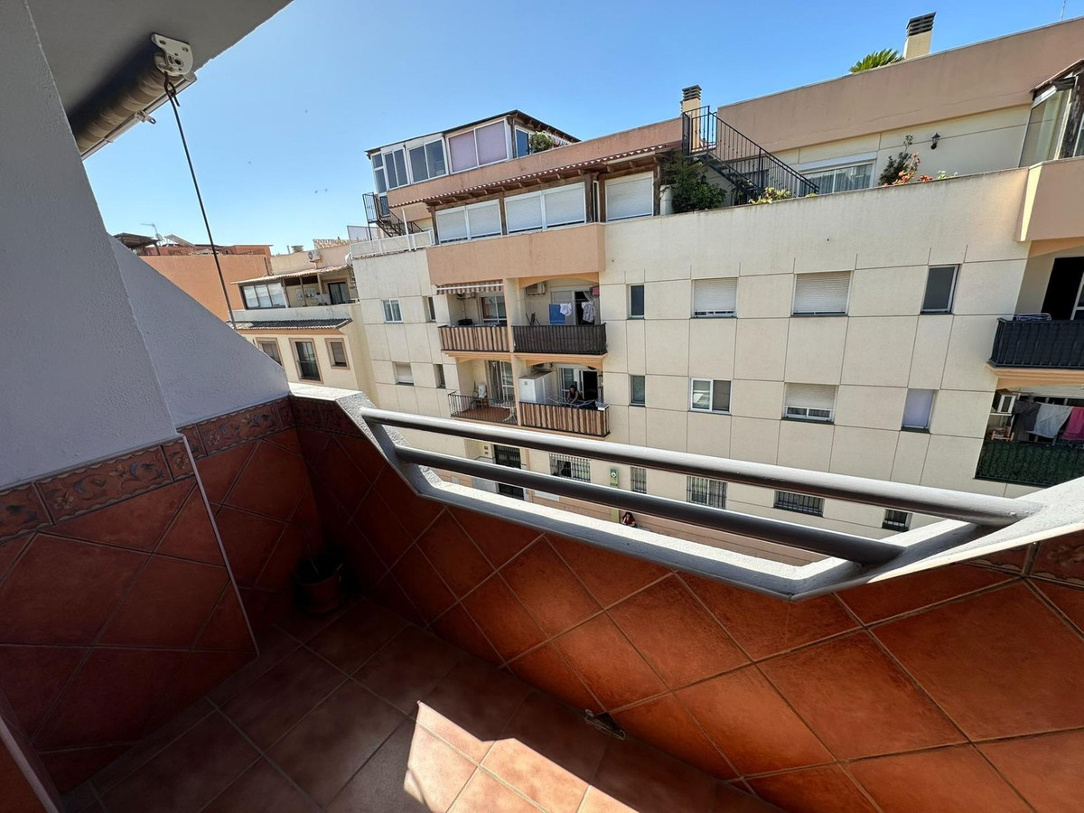 3 Bed Apartment for sale in Las Lagunas Costa Del Sol, Málaga, Spain