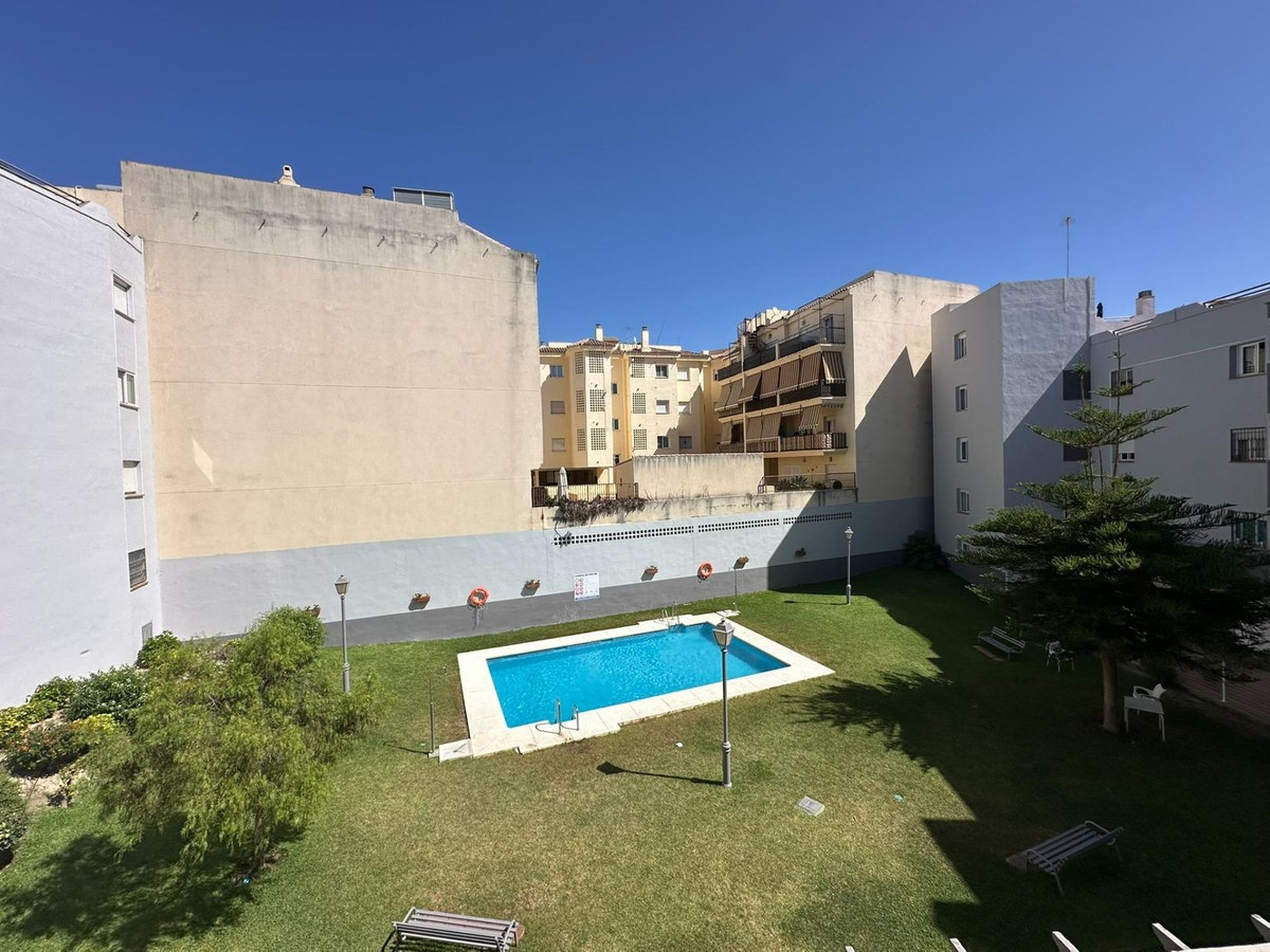 3 Bed Apartment for sale in Las Lagunas Costa Del Sol, Málaga, Spain