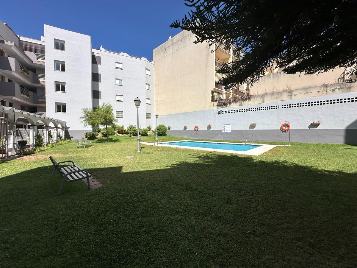 3 Bed Apartment for sale in Las Lagunas Costa Del Sol, Málaga, Spain