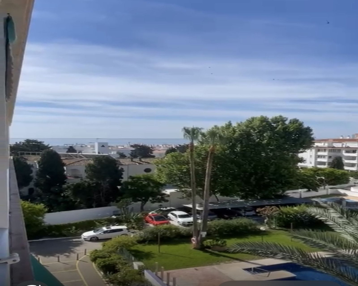 Apartment for sale in La Carihuela Costa Del Sol, Málaga, Spain