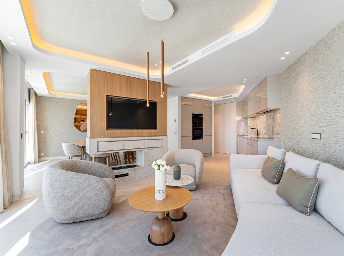 3 Bed Apartment for sale in Marbella Costa Del Sol, Málaga, Spain