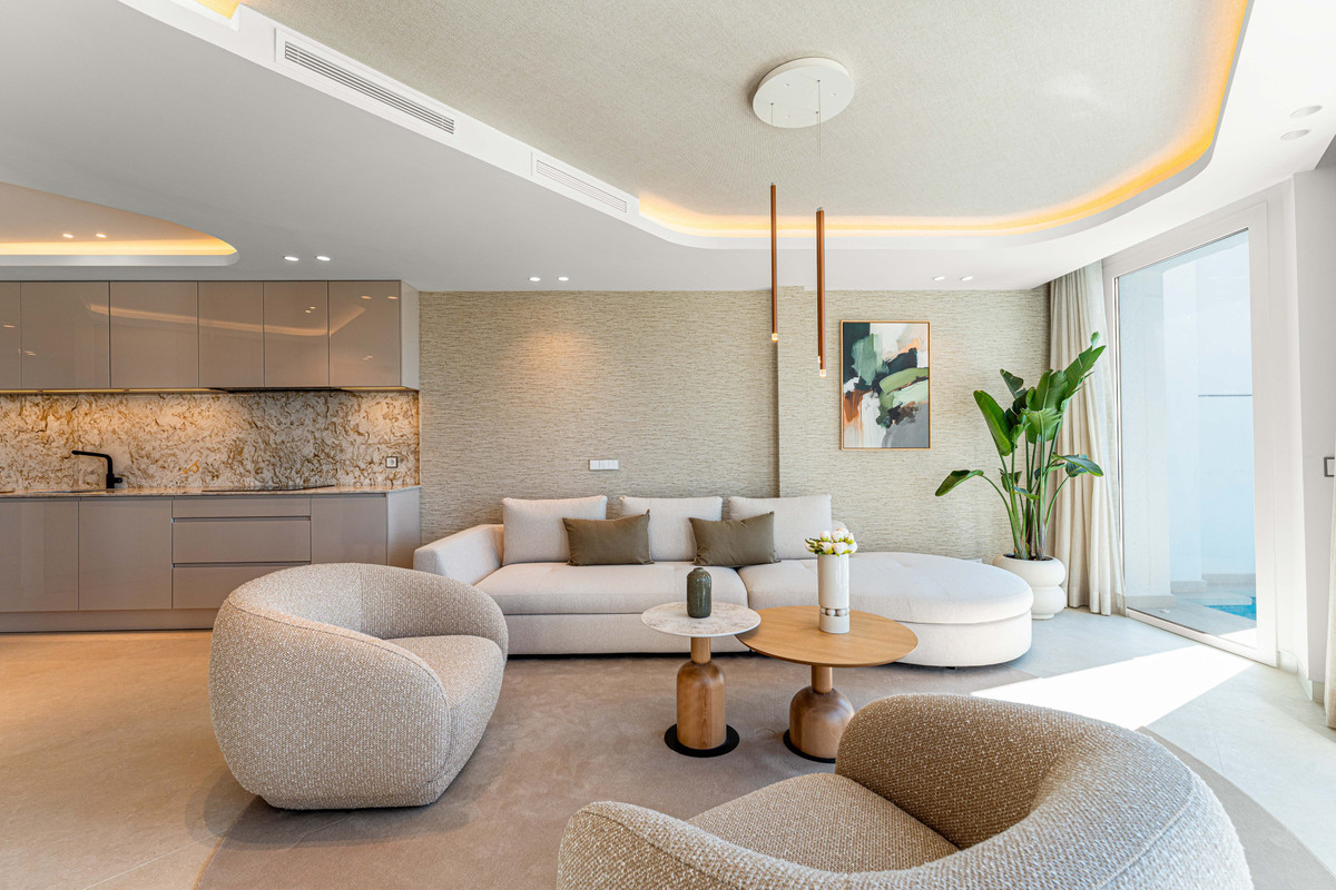 3 Bed Apartment for sale in Marbella Costa Del Sol, Málaga, Spain