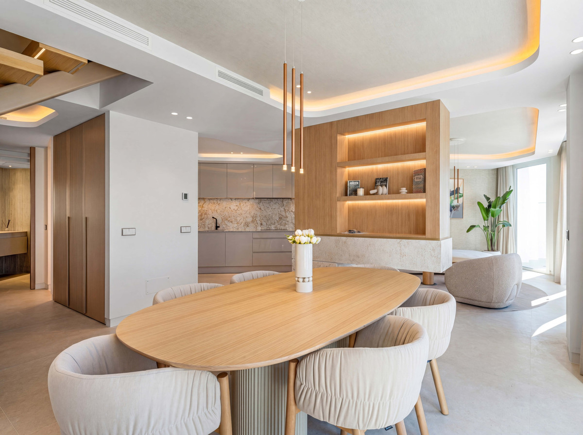 3 Bed Apartment for sale in Marbella Costa Del Sol, Málaga, Spain