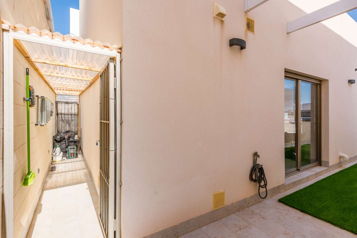3 Bed Townhouse for sale in Orihuela Costa Costa Blanca, Alicante, Spain