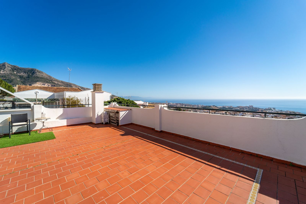 4 Bed Apartment for sale in Benalmadena Pueblo Costa Del Sol, Málaga, Spain
