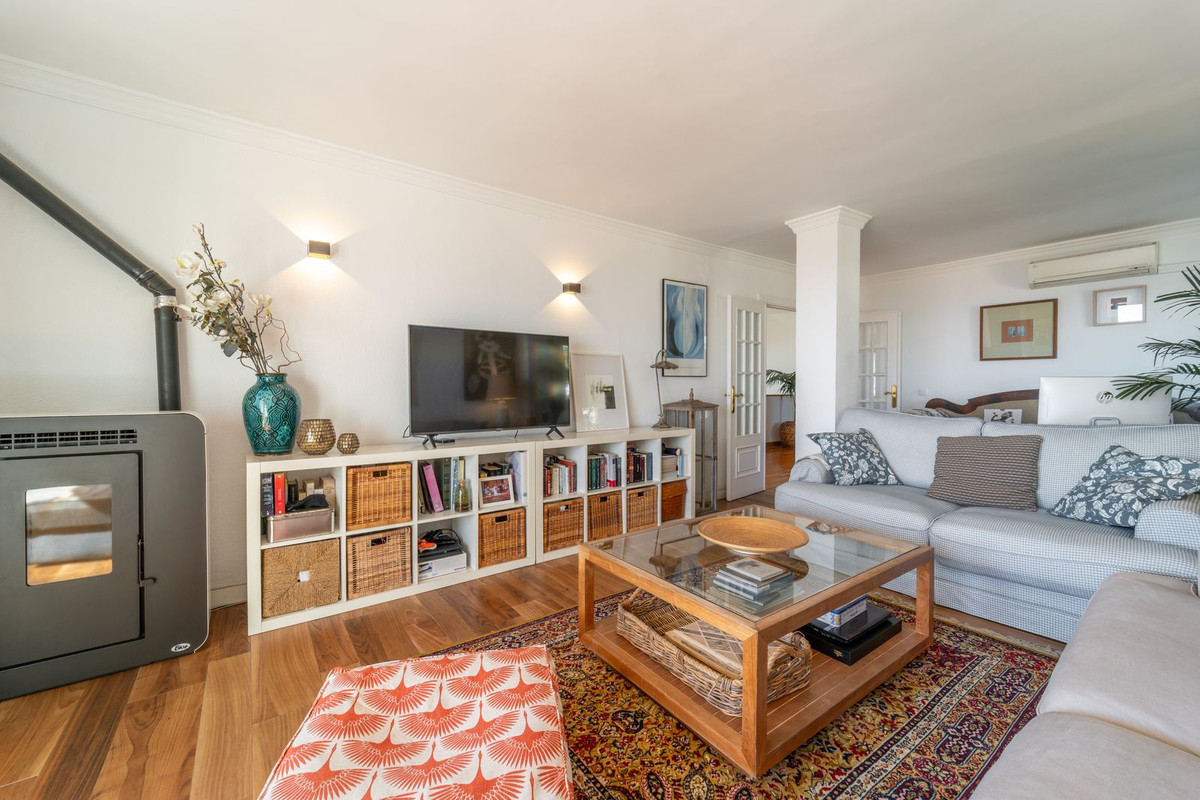 4 Bed Apartment for sale in Benalmadena Pueblo Costa Del Sol, Málaga, Spain