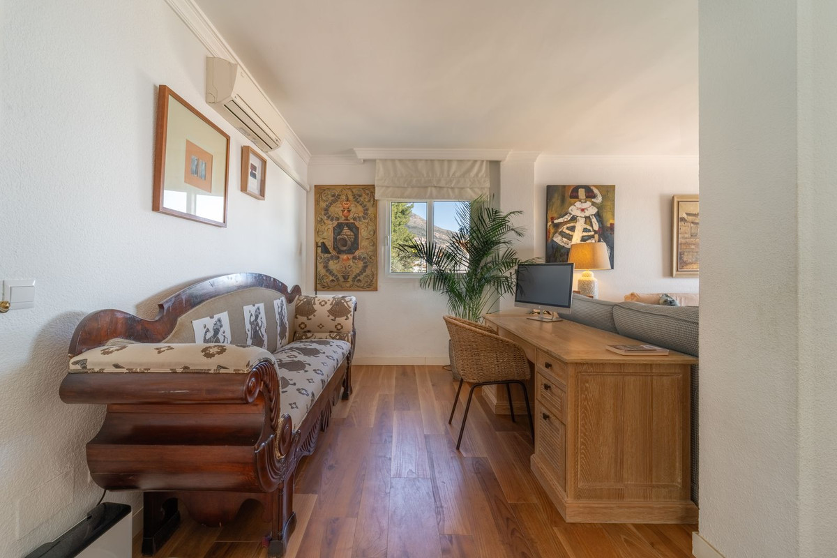 4 Bed Apartment for sale in Benalmadena Pueblo Costa Del Sol, Málaga, Spain