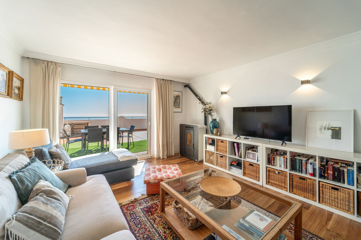 4 Bed Apartment for sale in Benalmadena Pueblo Costa Del Sol, Málaga, Spain