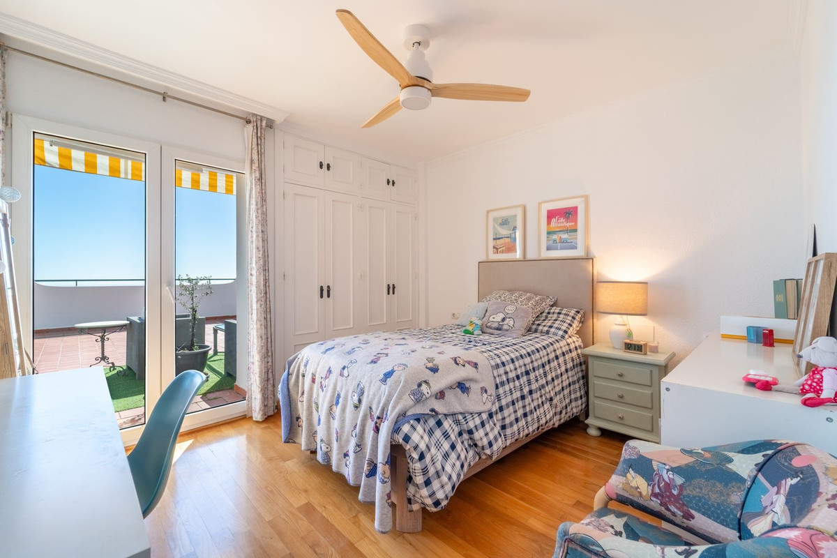 4 Bed Apartment for sale in Benalmadena Pueblo Costa Del Sol, Málaga, Spain