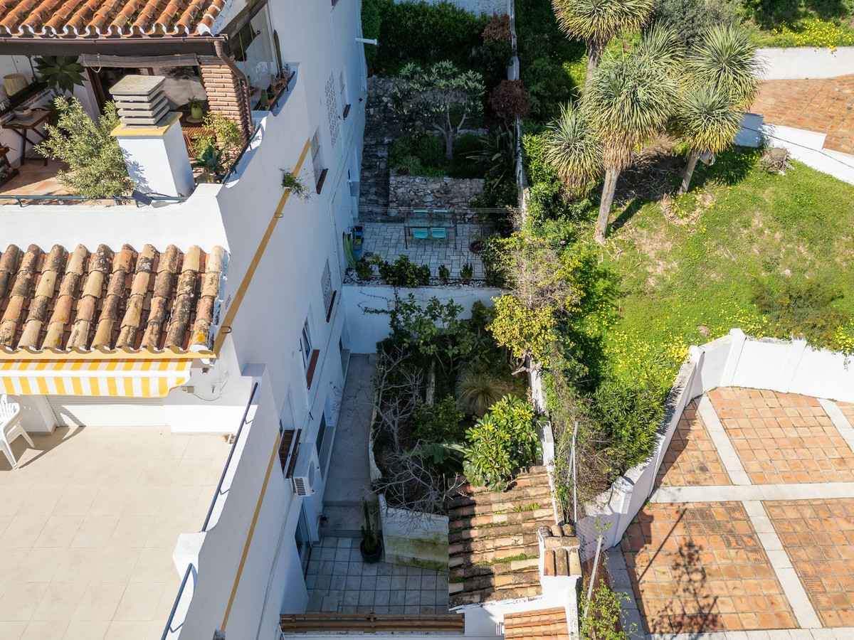 4 Bed Apartment for sale in Benalmadena Pueblo Costa Del Sol, Málaga, Spain
