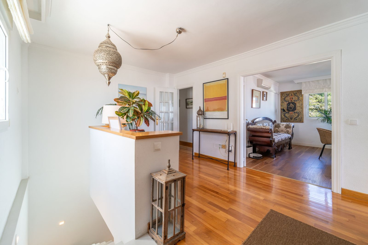 4 Bed Apartment for sale in Benalmadena Pueblo Costa Del Sol, Málaga, Spain
