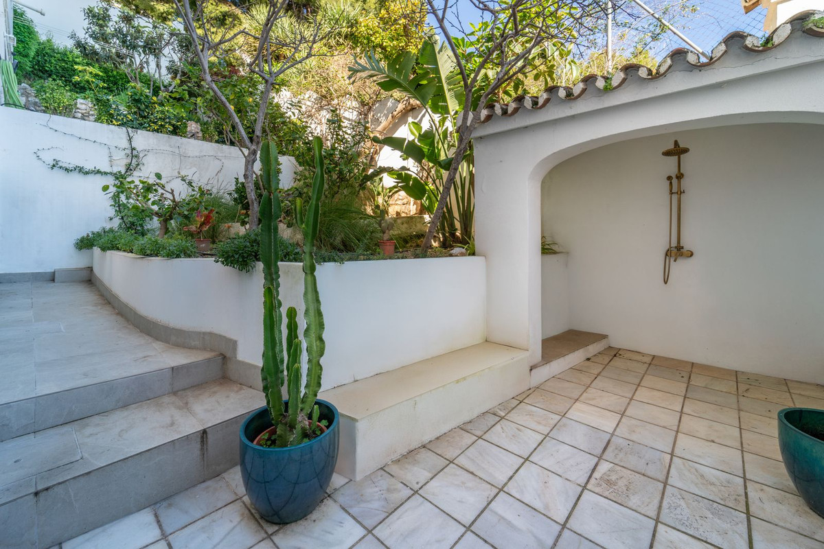 4 Bed Apartment for sale in Benalmadena Pueblo Costa Del Sol, Málaga, Spain