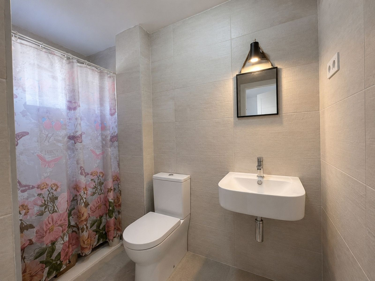 2 Bed Townhouse for sale in Torremolinos Costa Del Sol, Málaga, Spain