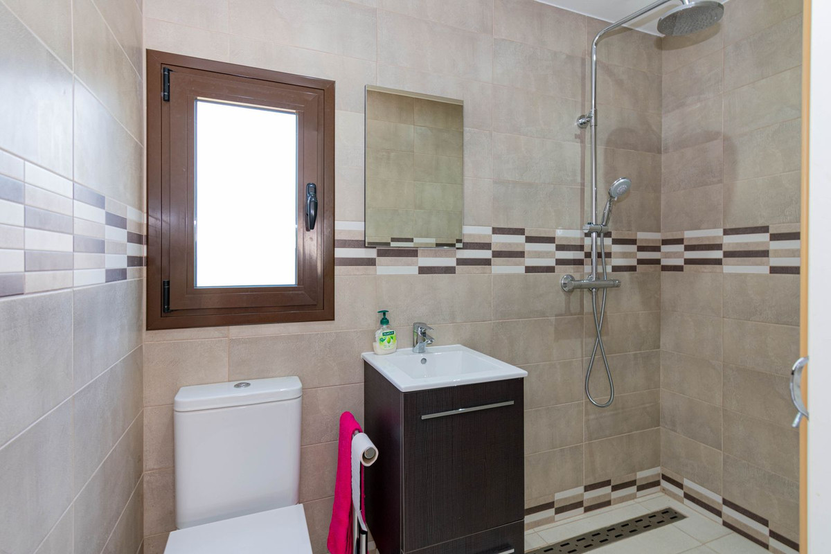 4 Bed Townhouse for sale in Estepona Costa Del Sol, Málaga, Spain