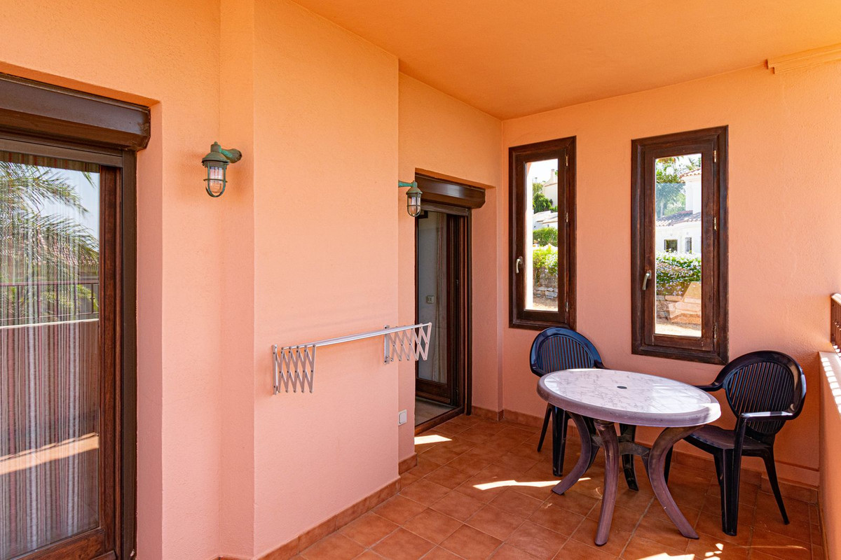 4 Bed Townhouse for sale in Estepona Costa Del Sol, Málaga, Spain