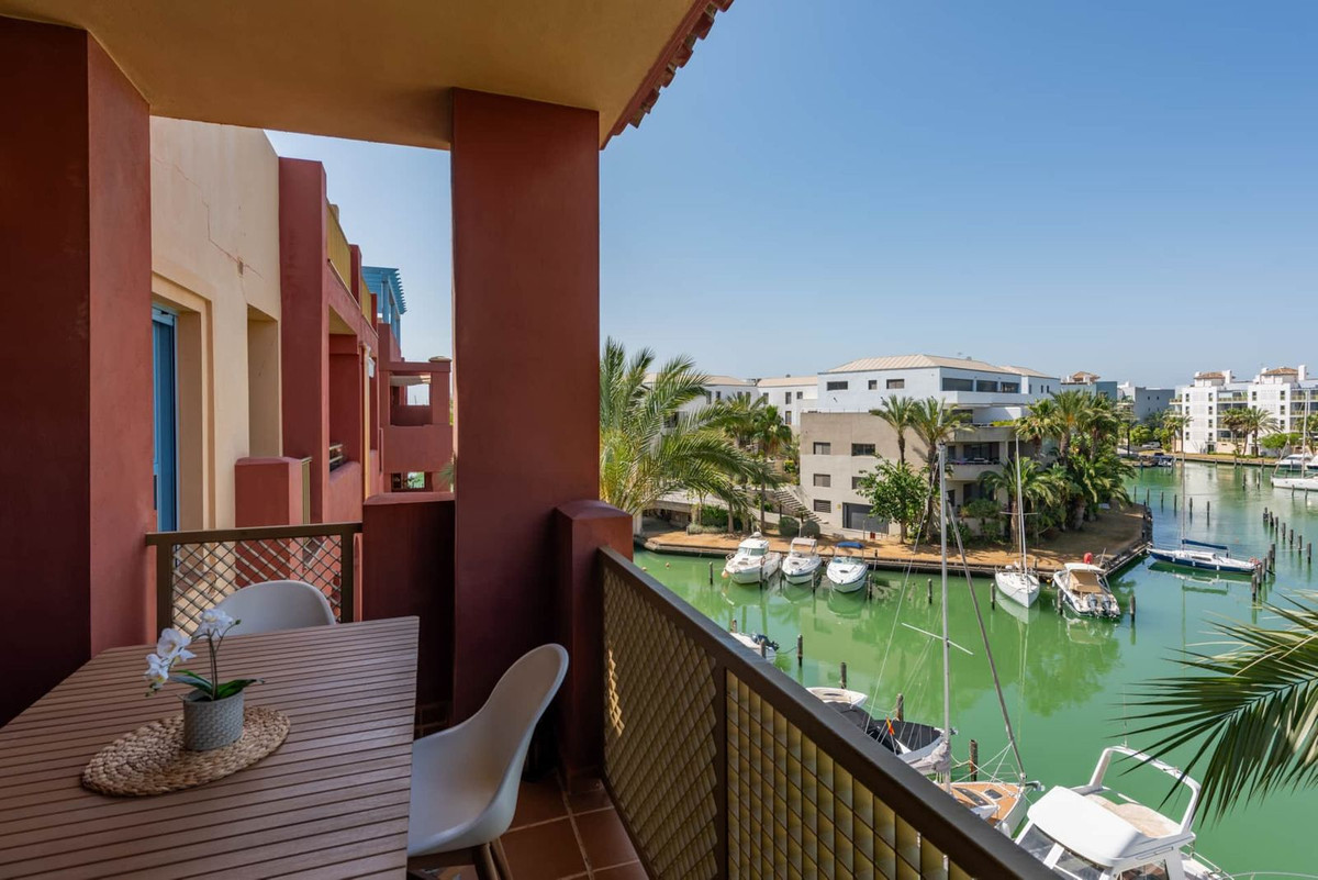 3 Bed Apartment for sale in Sotogrande Marina Costa Del Sol, Cádiz, Spain