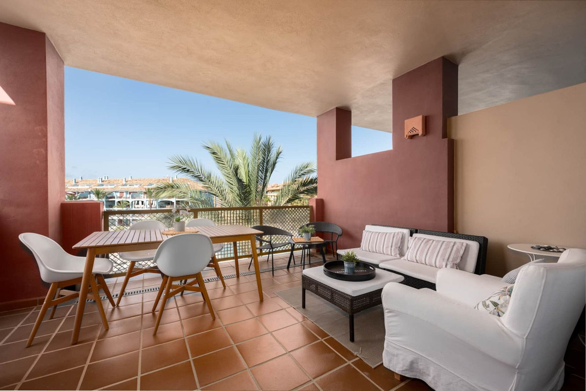 3 Bed Apartment for sale in Sotogrande Marina Costa Del Sol, Cádiz, Spain