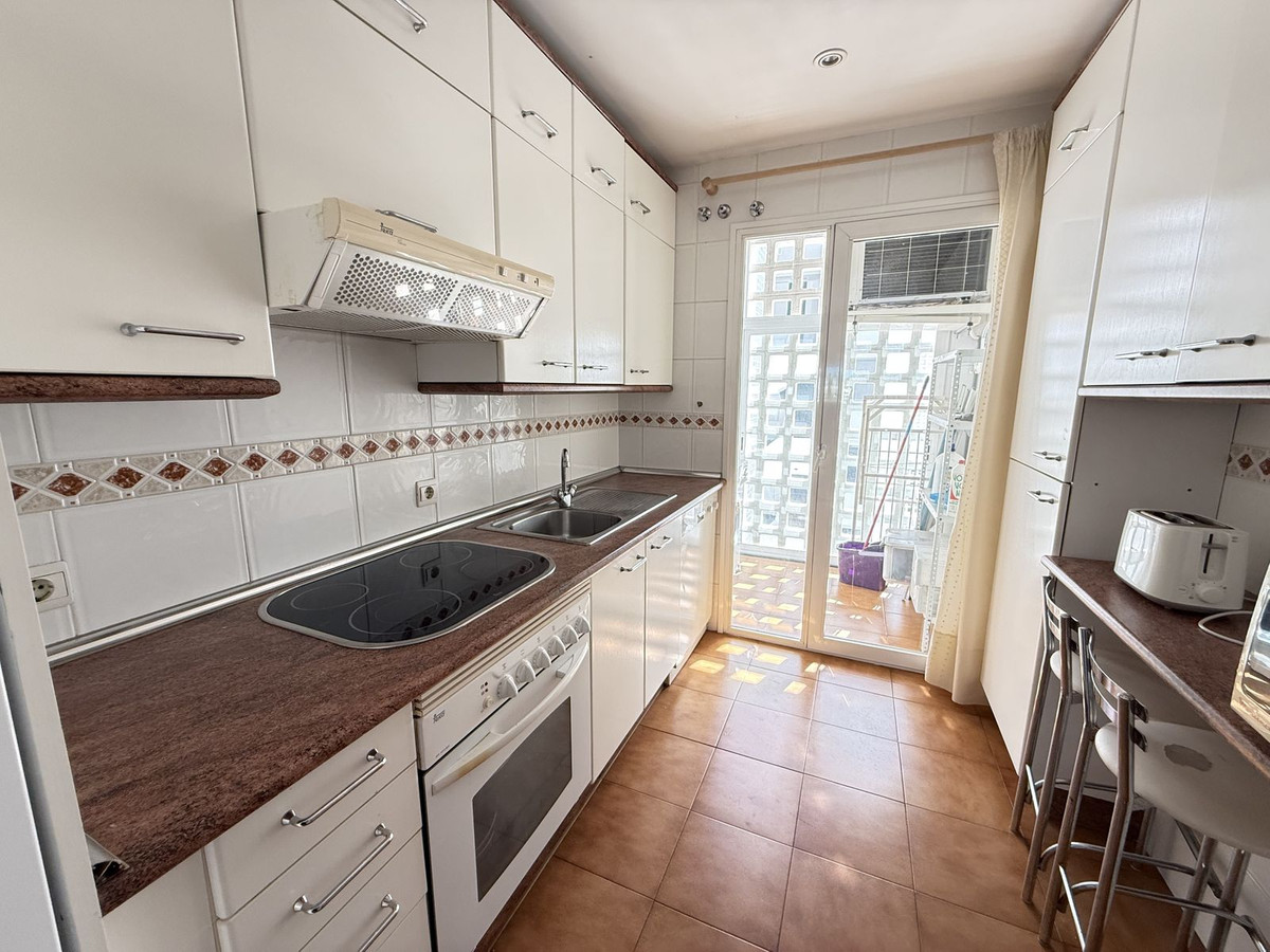 2 Bed Apartment for sale in Puerto Banús Costa Del Sol, Málaga, Spain