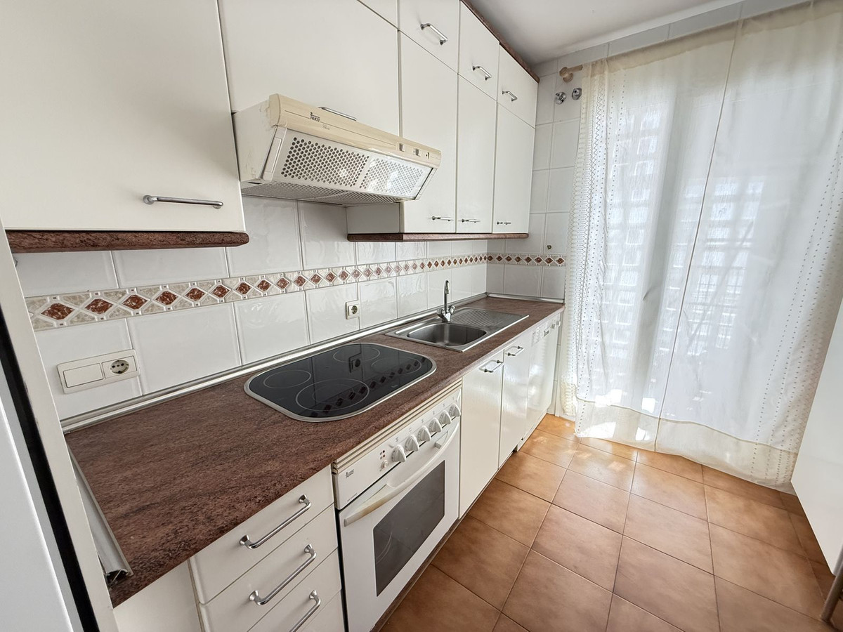 2 Bed Apartment for sale in Puerto Banús Costa Del Sol, Málaga, Spain