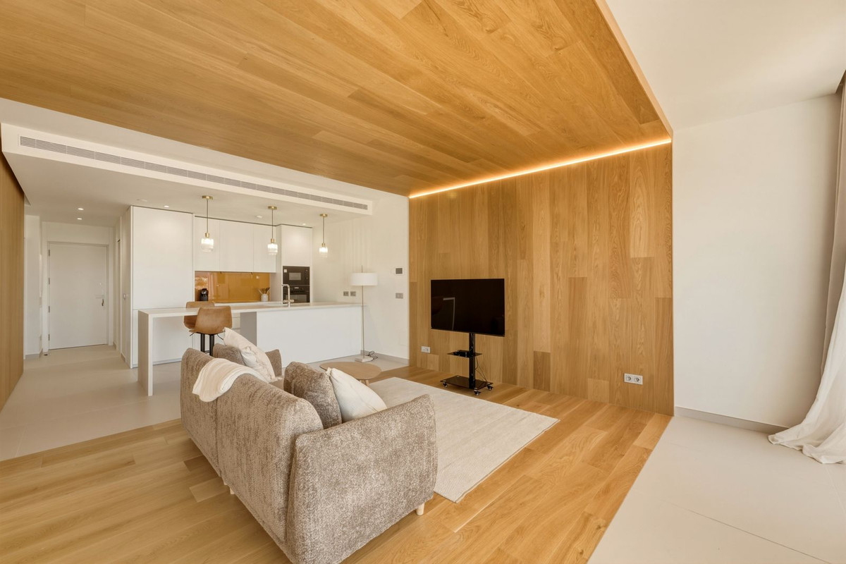2 Bed Apartment for sale in Higueron Costa Del Sol, Málaga, Spain
