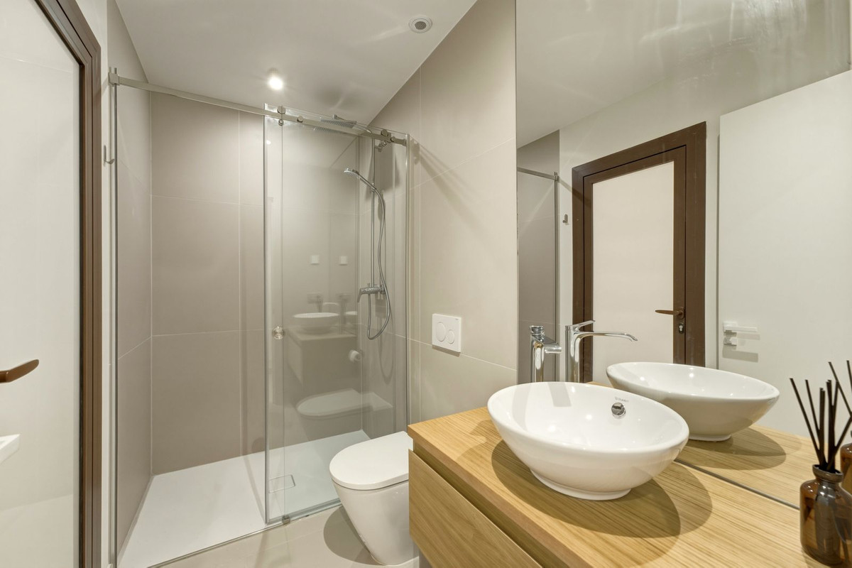 2 Bed Apartment for sale in Higueron Costa Del Sol, Málaga, Spain
