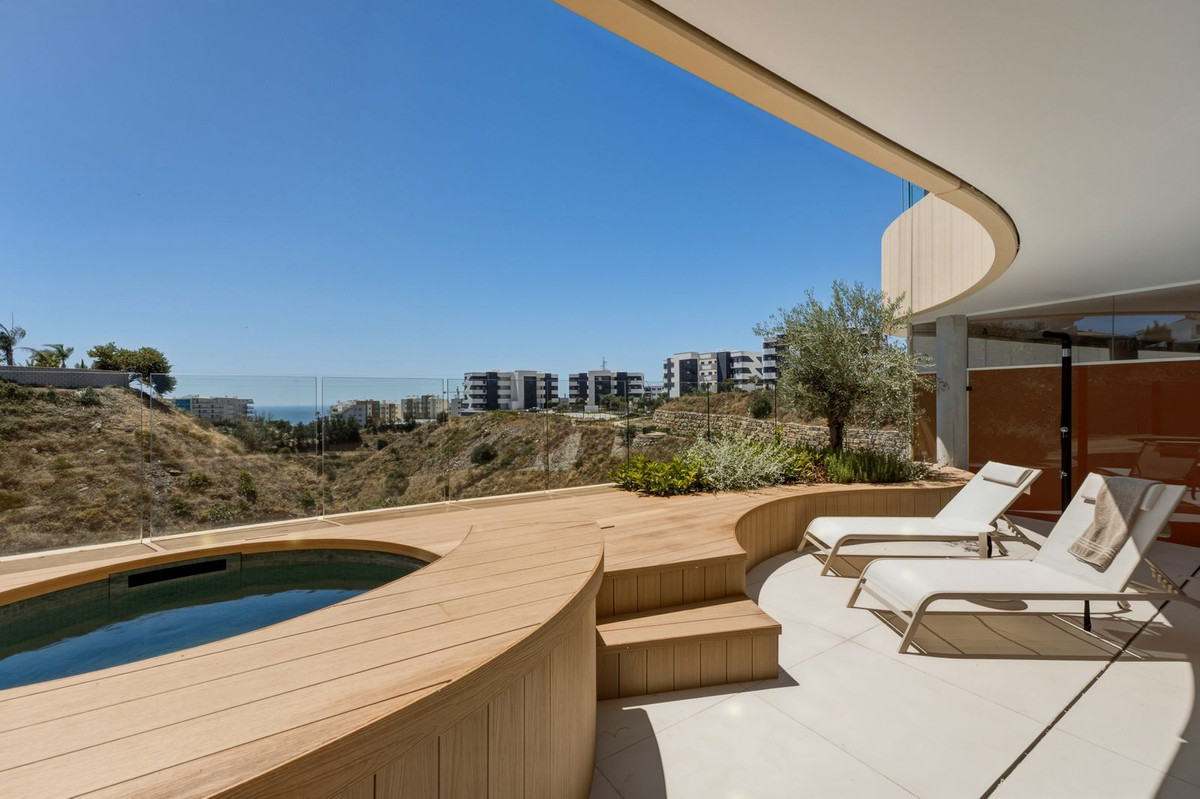 2 Bed Apartment for sale in Higueron Costa Del Sol, Málaga, Spain