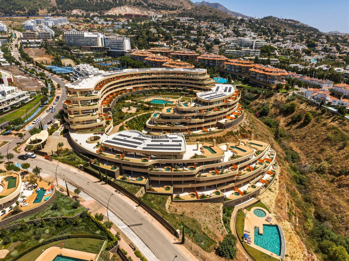 2 Bed Apartment for sale in Higueron Costa Del Sol, Málaga, Spain