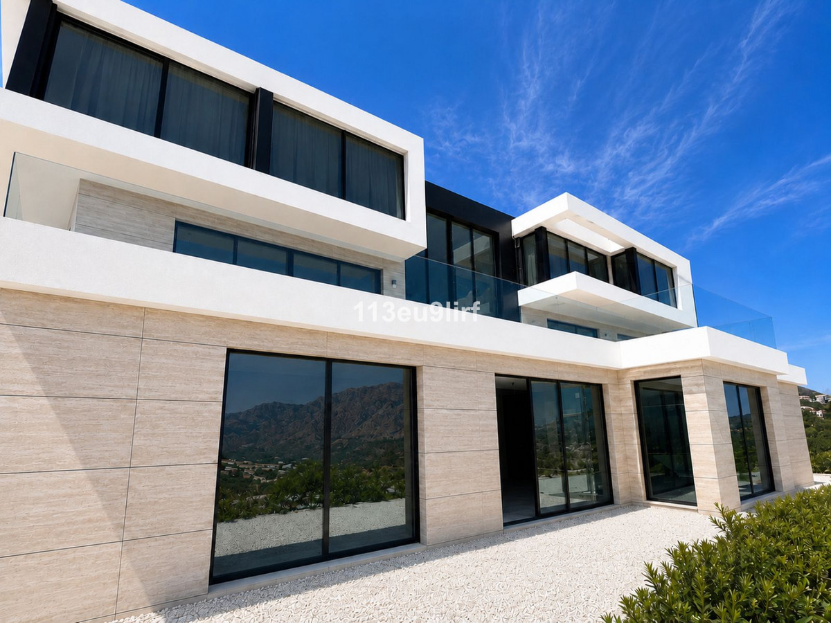 5 Bed Townhouse for sale in La Cala Golf Costa Del Sol, Málaga, Spain