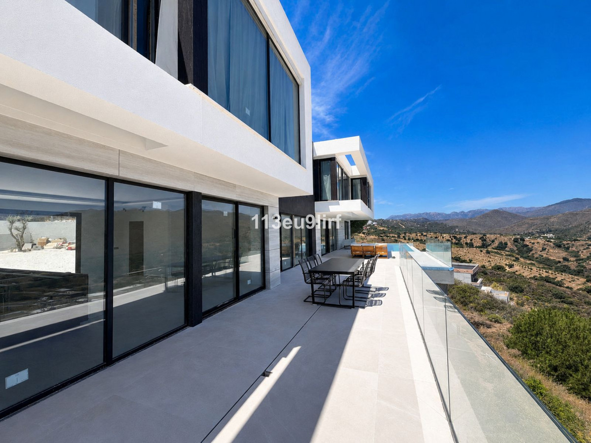 5 Bed Townhouse for sale in La Cala Golf Costa Del Sol, Málaga, Spain
