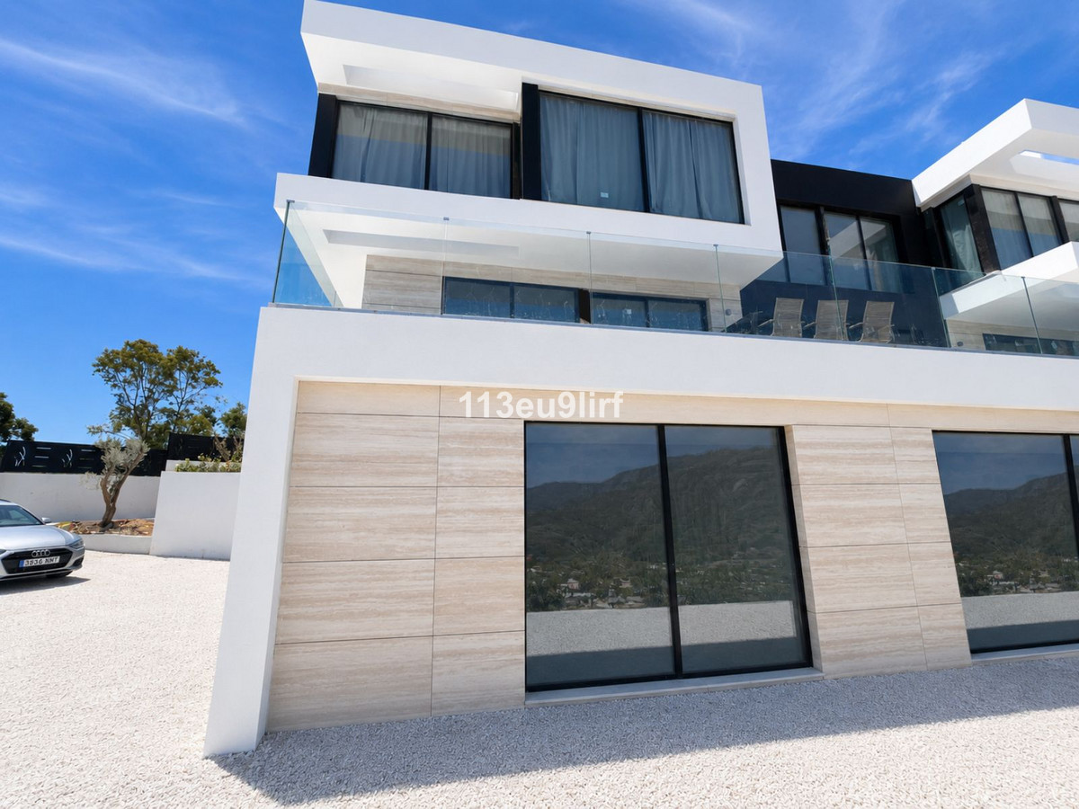 5 Bed Townhouse for sale in La Cala Golf Costa Del Sol, Málaga, Spain