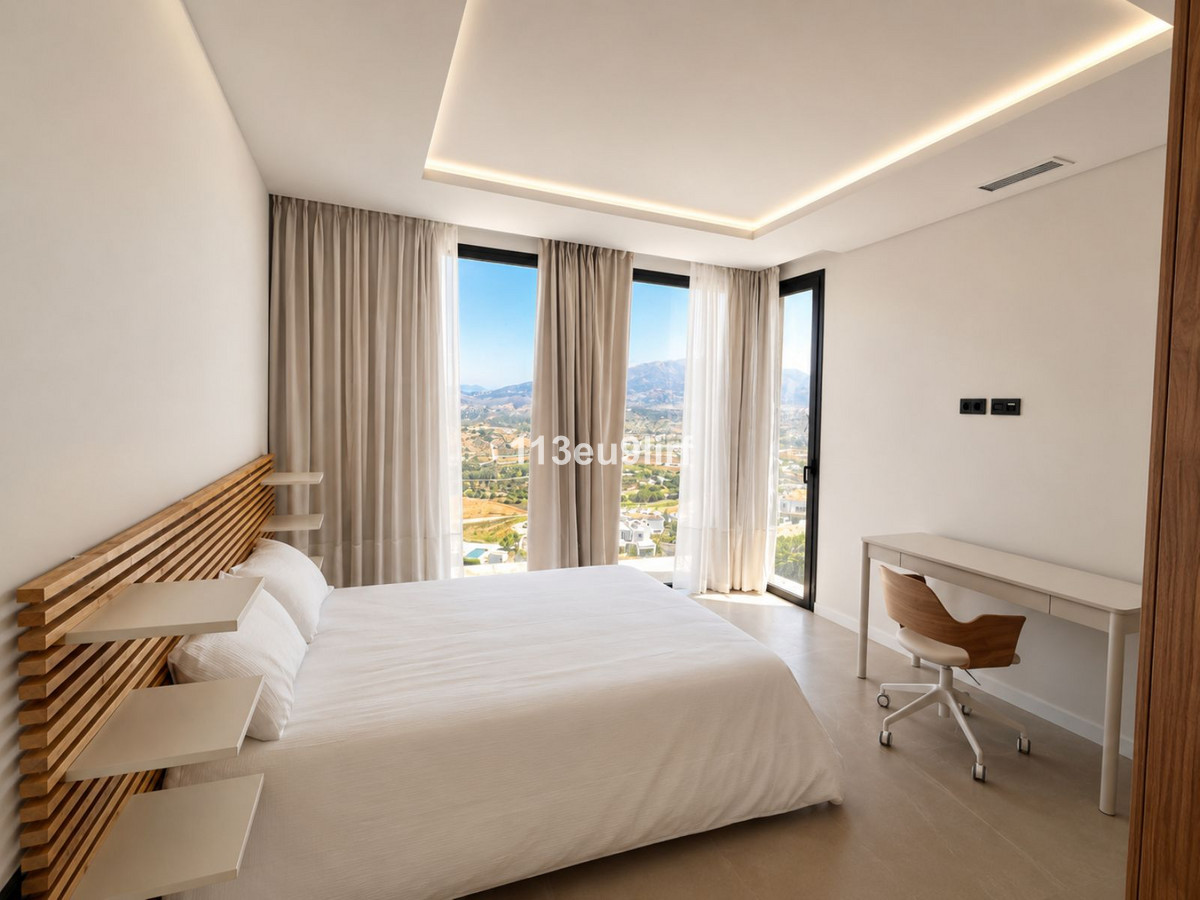 5 Bed Townhouse for sale in La Cala Golf Costa Del Sol, Málaga, Spain