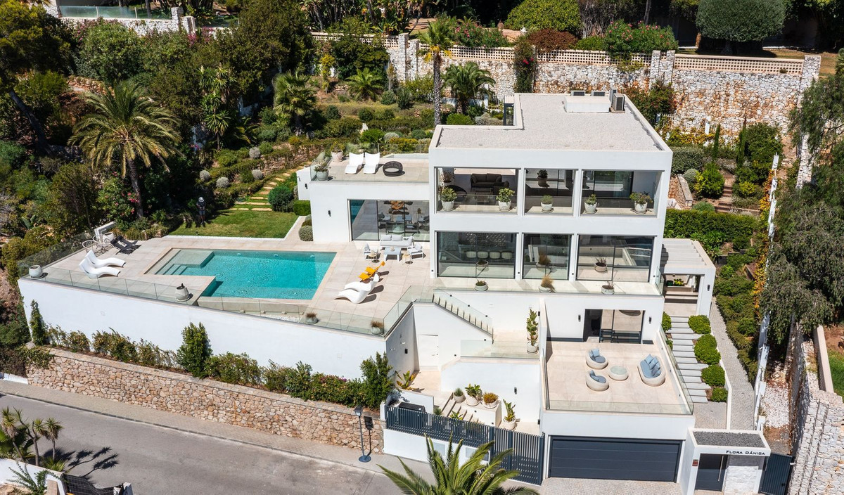 4 Bed Townhouse for sale in Marbella Costa Del Sol, Málaga, Spain