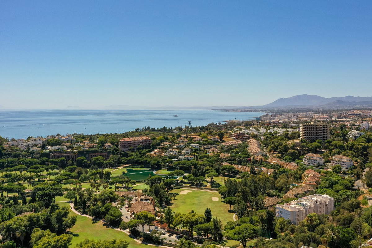 4 Bed Townhouse for sale in Marbella Costa Del Sol, Málaga, Spain