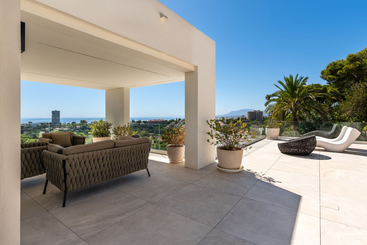 4 Bed Townhouse for sale in Marbella Costa Del Sol, Málaga, Spain