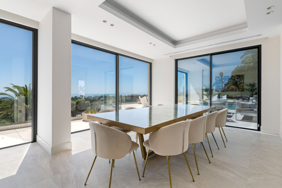 4 Bed Townhouse for sale in Marbella Costa Del Sol, Málaga, Spain