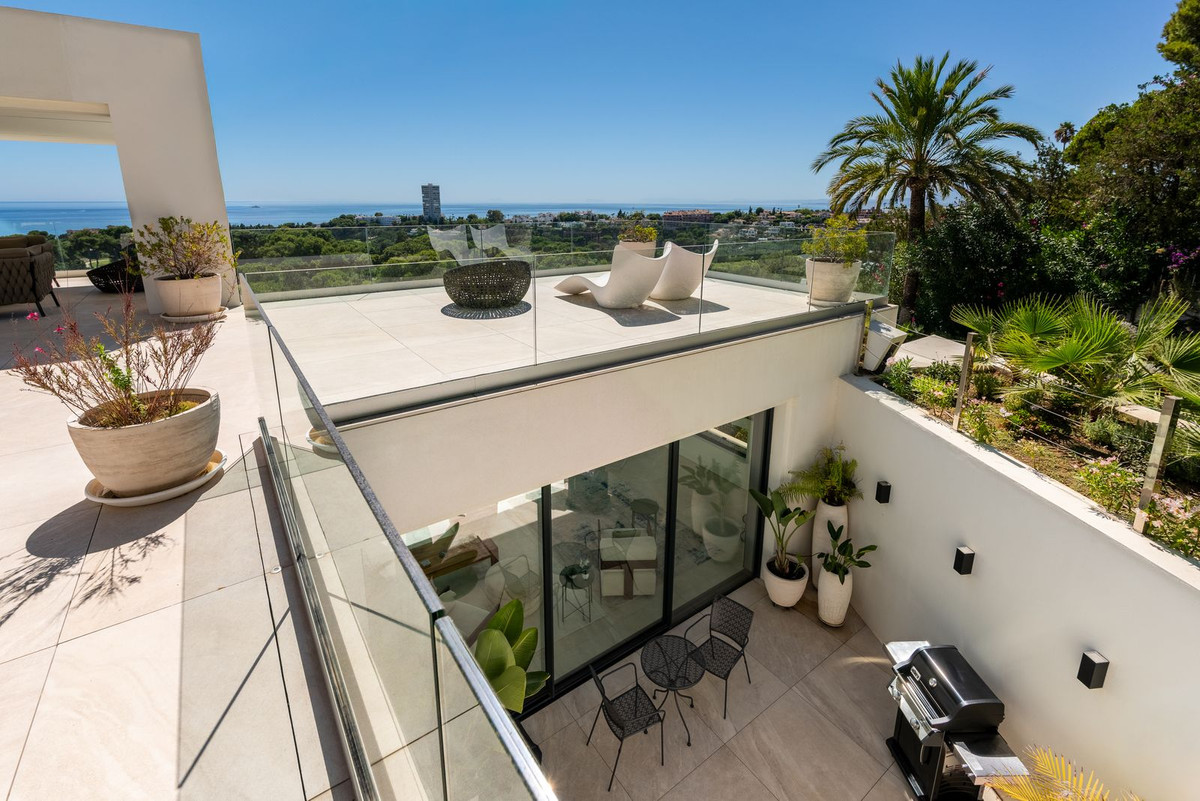 4 Bed Townhouse for sale in Marbella Costa Del Sol, Málaga, Spain