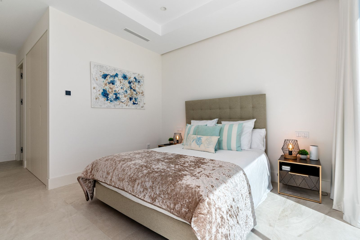 4 Bed Townhouse for sale in Marbella Costa Del Sol, Málaga, Spain