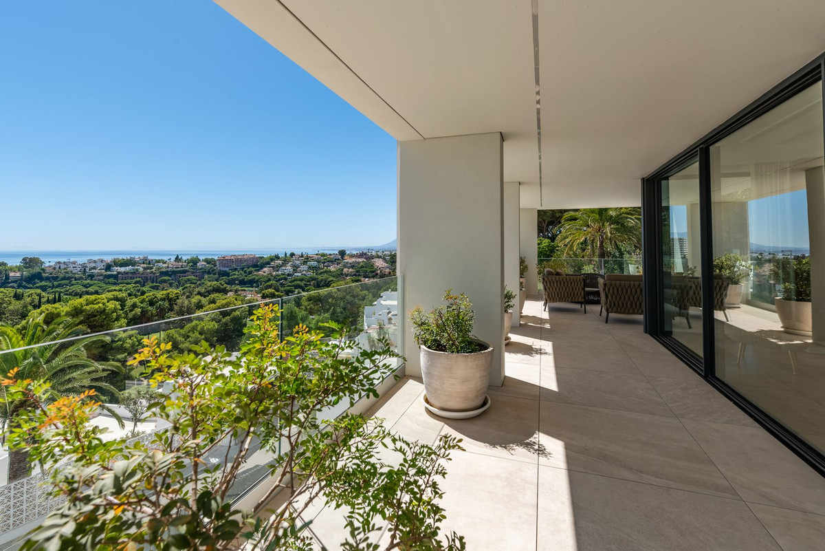 4 Bed Townhouse for sale in Marbella Costa Del Sol, Málaga, Spain