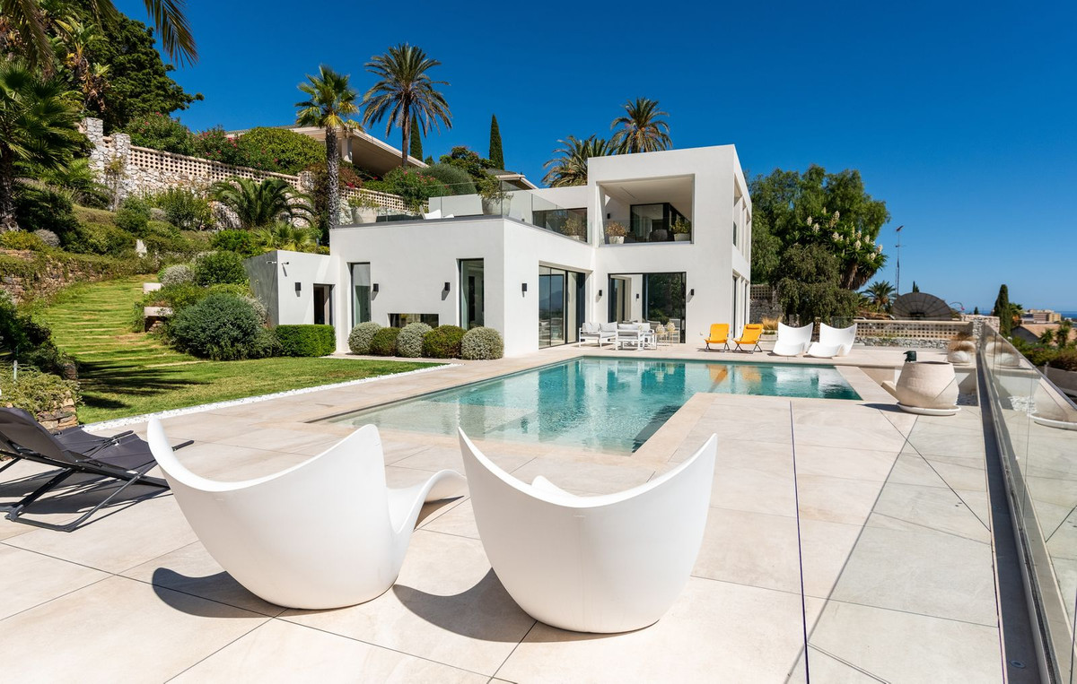 4 Bed Townhouse for sale in Marbella Costa Del Sol, Málaga, Spain