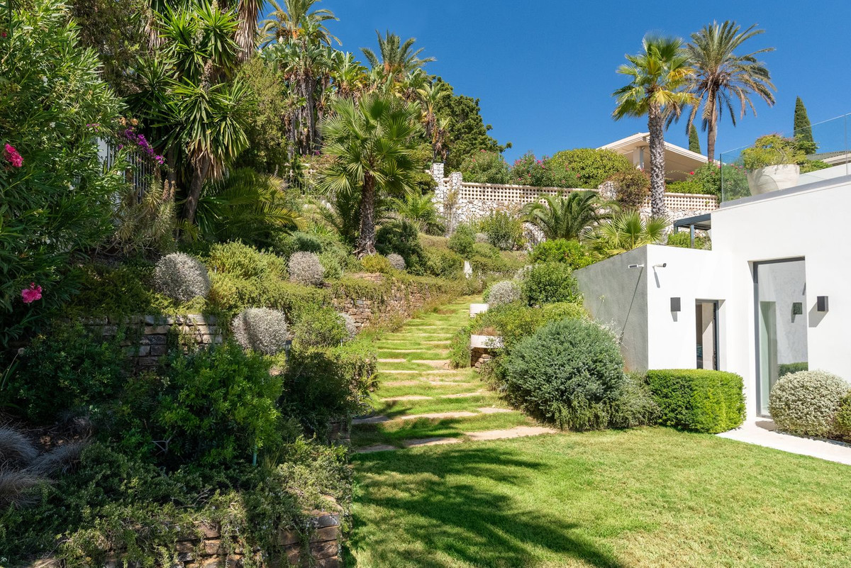 4 Bed Townhouse for sale in Marbella Costa Del Sol, Málaga, Spain
